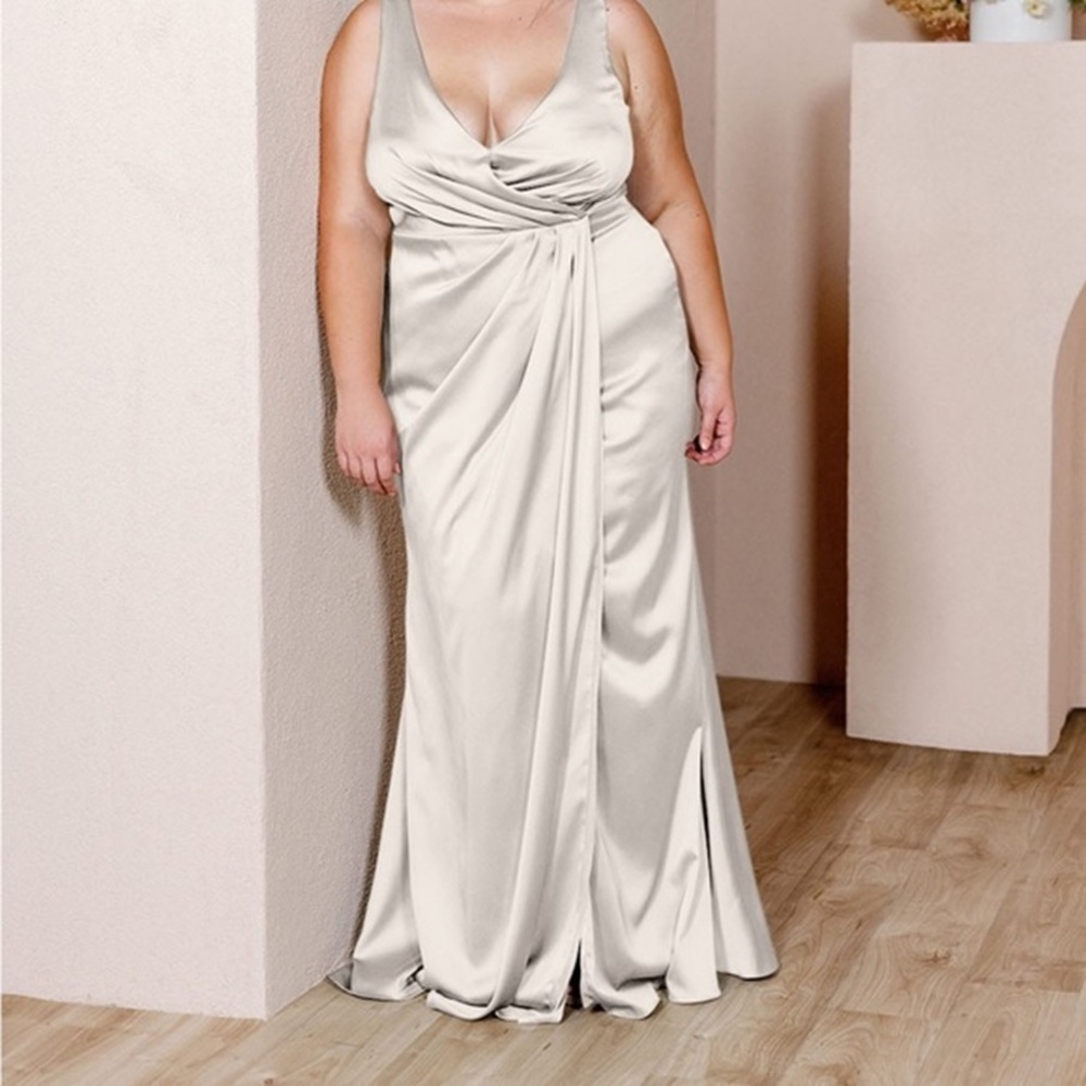 Blair Satin Dress in Soft Champagne